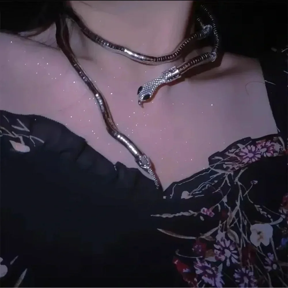 Serpenti Silver Metallic Magic Snake Cool Bendy Multilayer Necklace